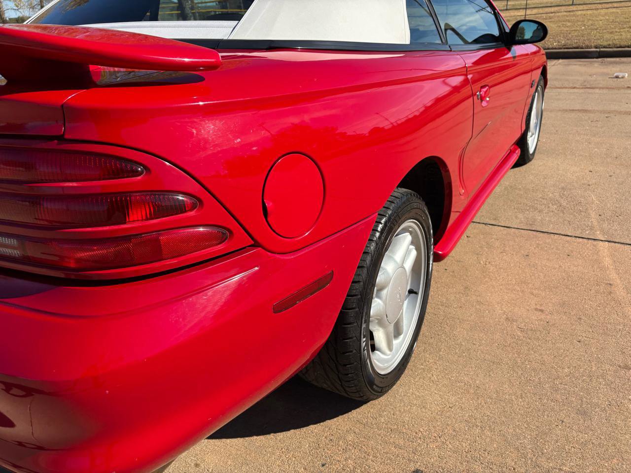 Used 1994 Ford Mustang GT RWD image 49