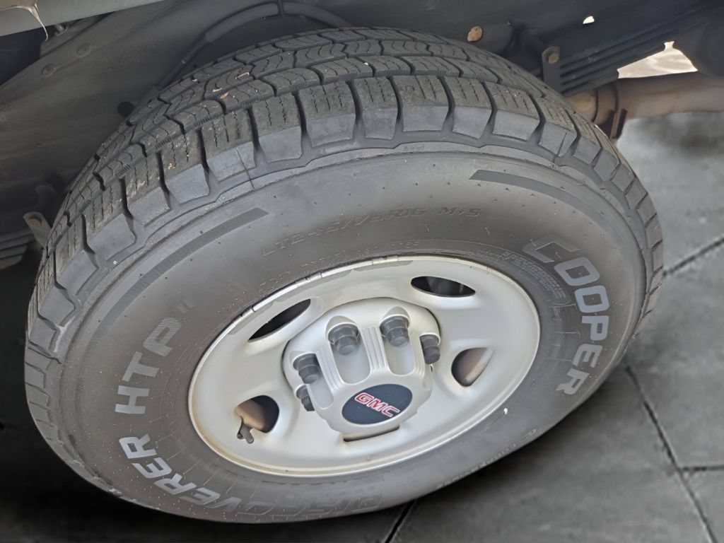 Used 2019 GMC Savana 3500 w/ Power Convenience Package RWD image 22