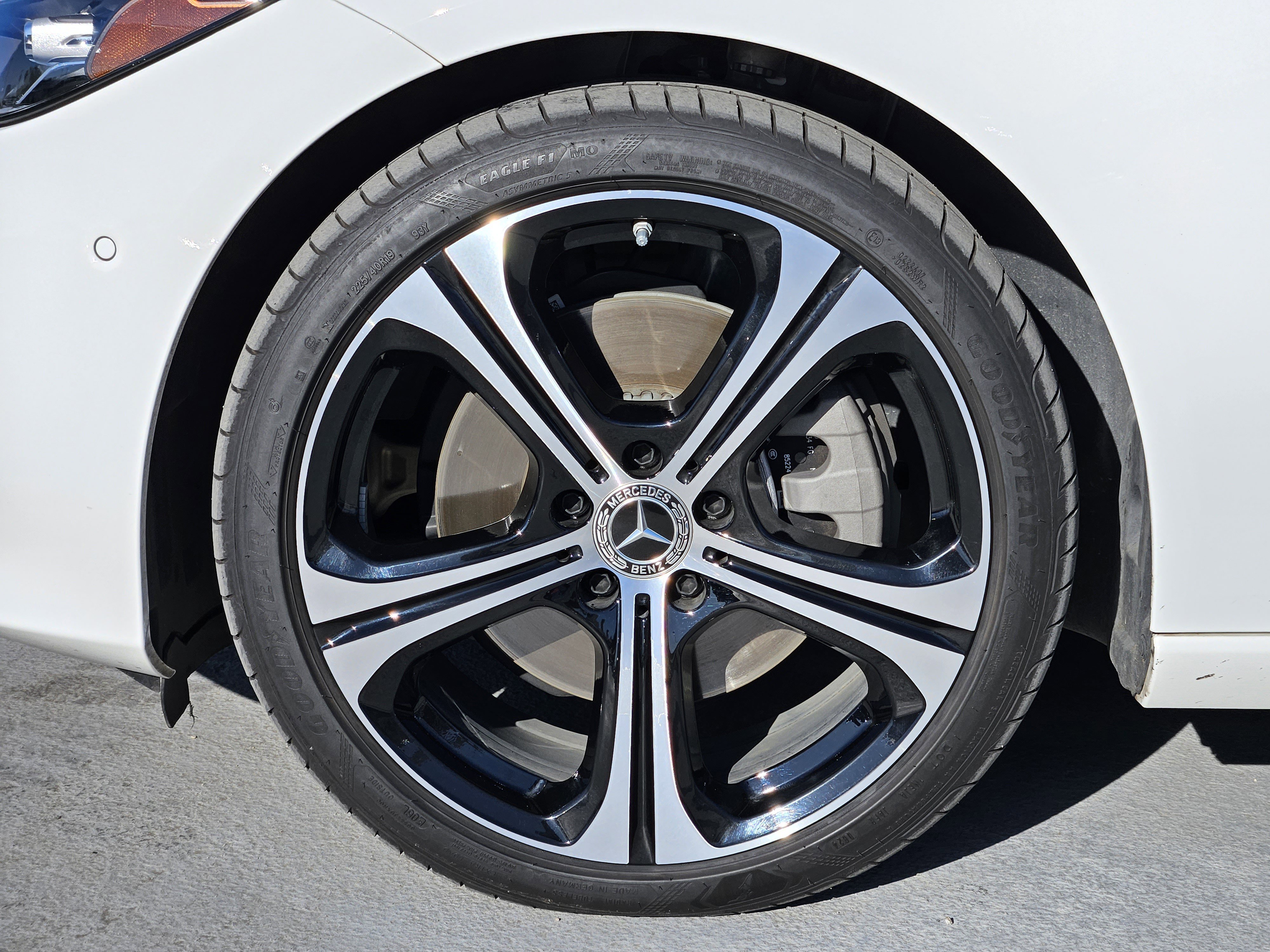 Certified 2025 Mercedes-Benz C 300 Sedan image 11