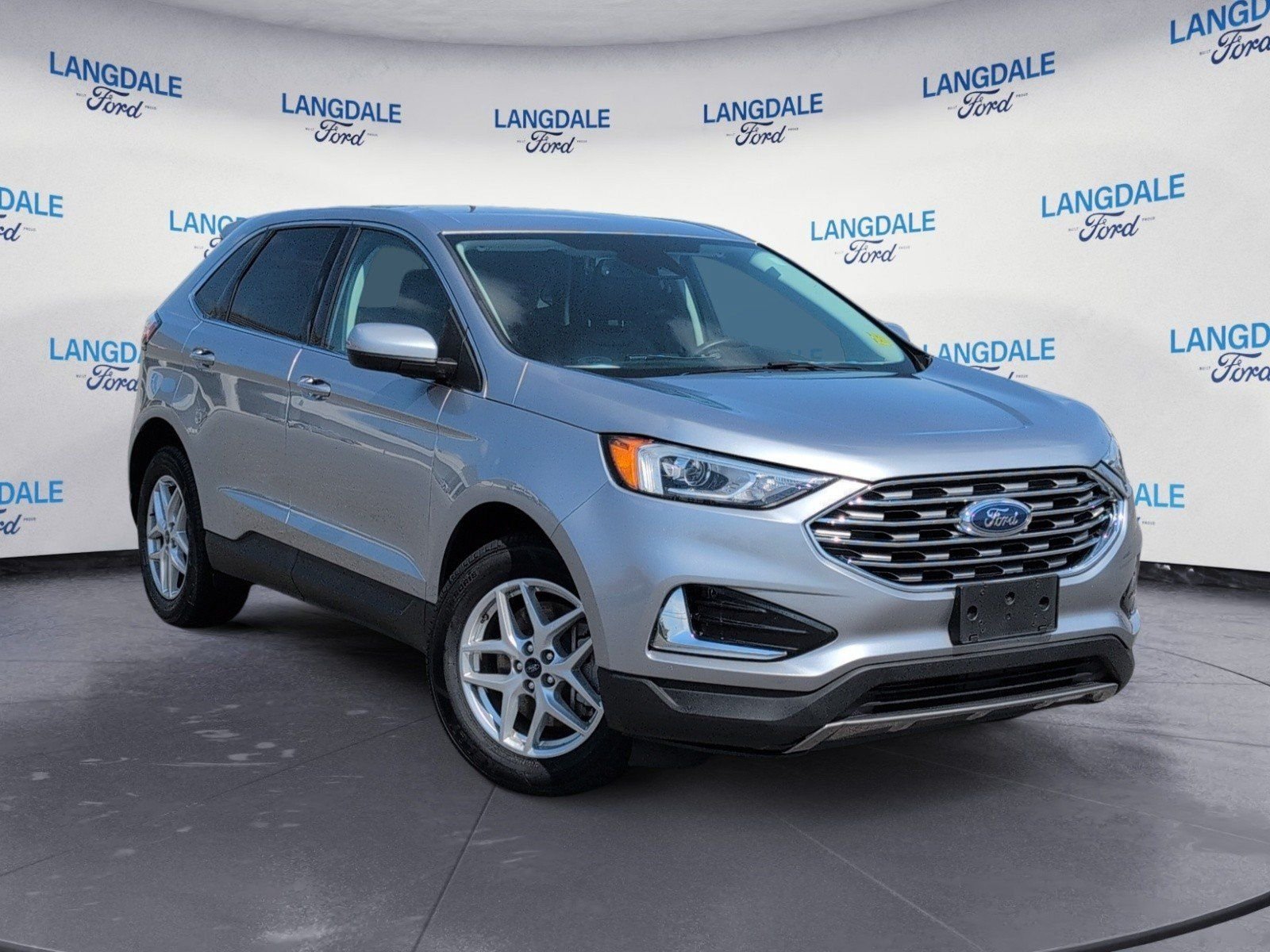 Used 2022 Ford Edge SEL AWD/4WD image 2