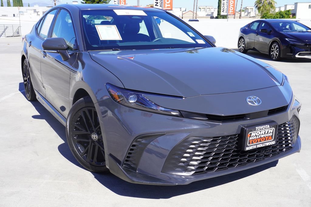 Certified 2025 Toyota Camry SE video 2