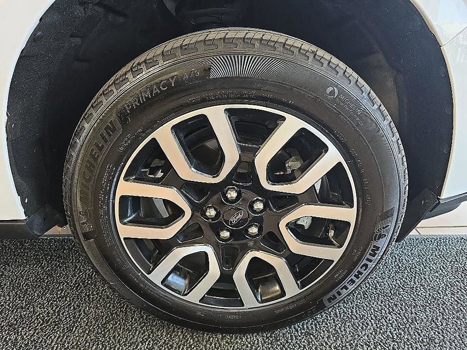 Used 2024 Ford Maverick Lariat FWD image 41