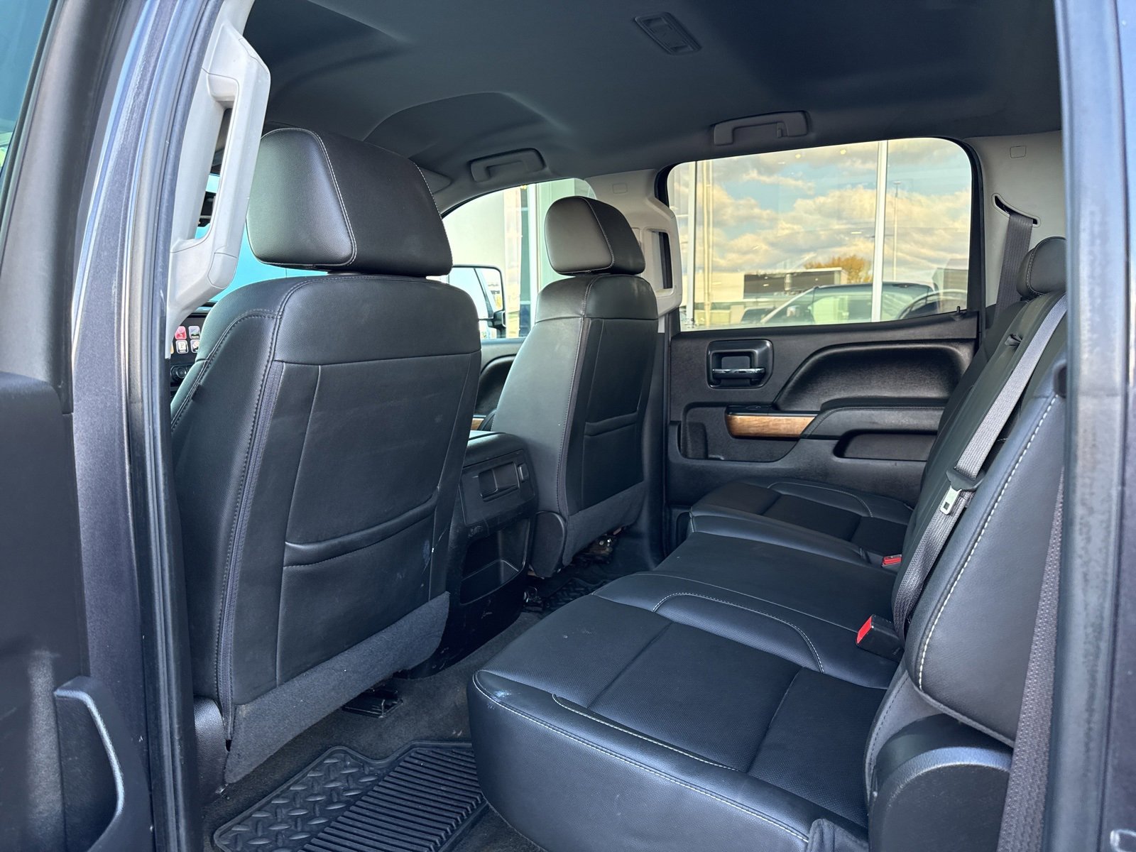 Used 2016 Chevrolet Silverado 2500 LTZ w/ LTZ Plus Package image 15