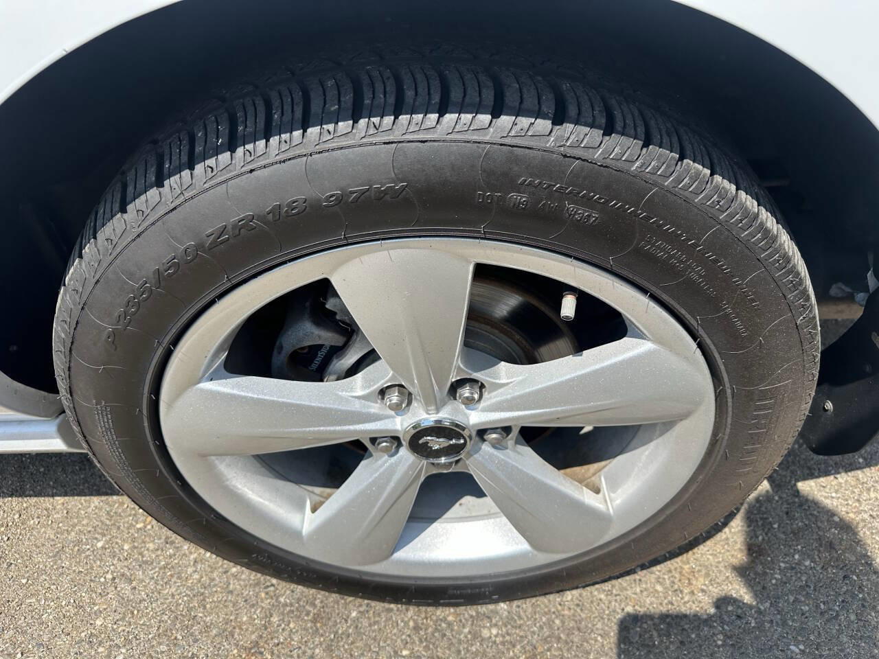 Used 2014 Ford Mustang GT Premium image 28