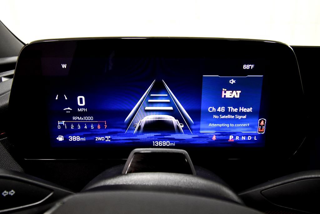 Used 2024 Chevrolet Traverse RS AWD/4WD image 23