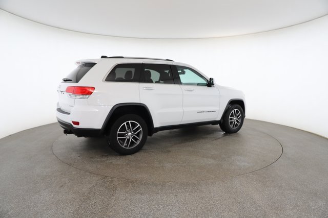 Used 2017 Jeep Grand Cherokee Limited image 19