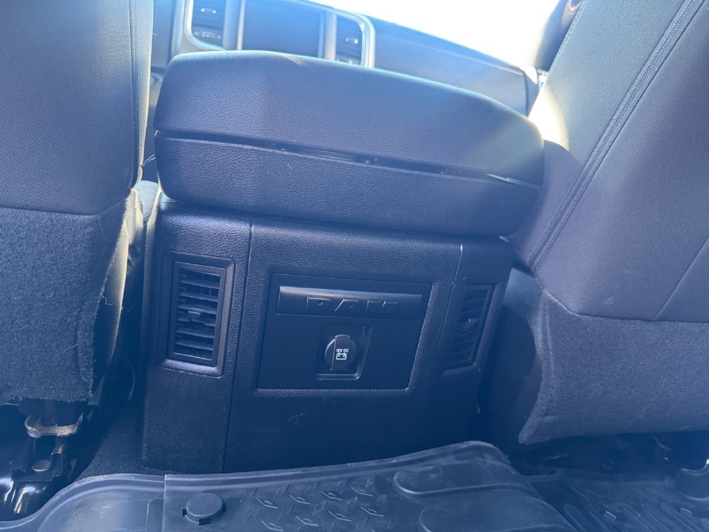 Used 2023 RAM 1500 Warlock AWD/4WD image 23