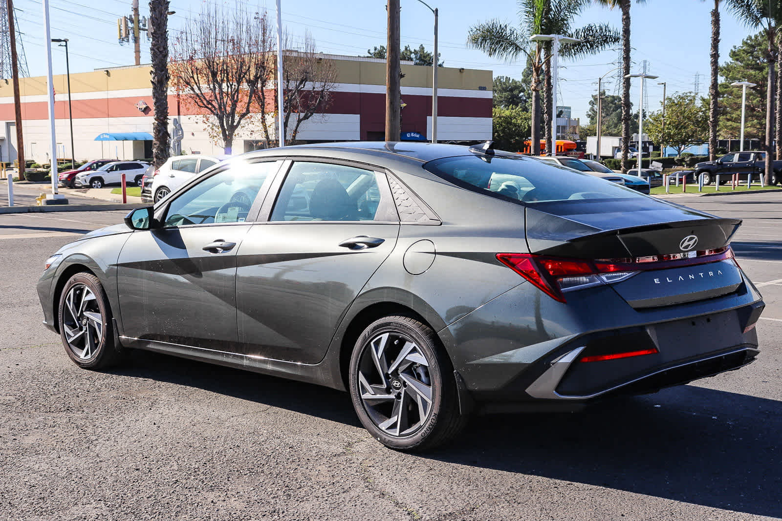 New 2025 Hyundai Elantra Sport image 9