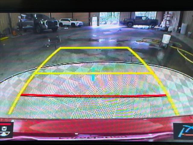 Used 2020 Toyota Avalon XLE FWD image 29