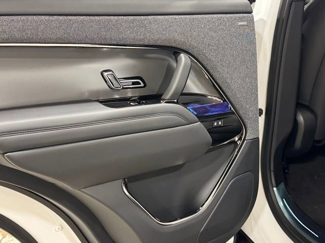New 2025 Land Rover Range Rover Sport image 23