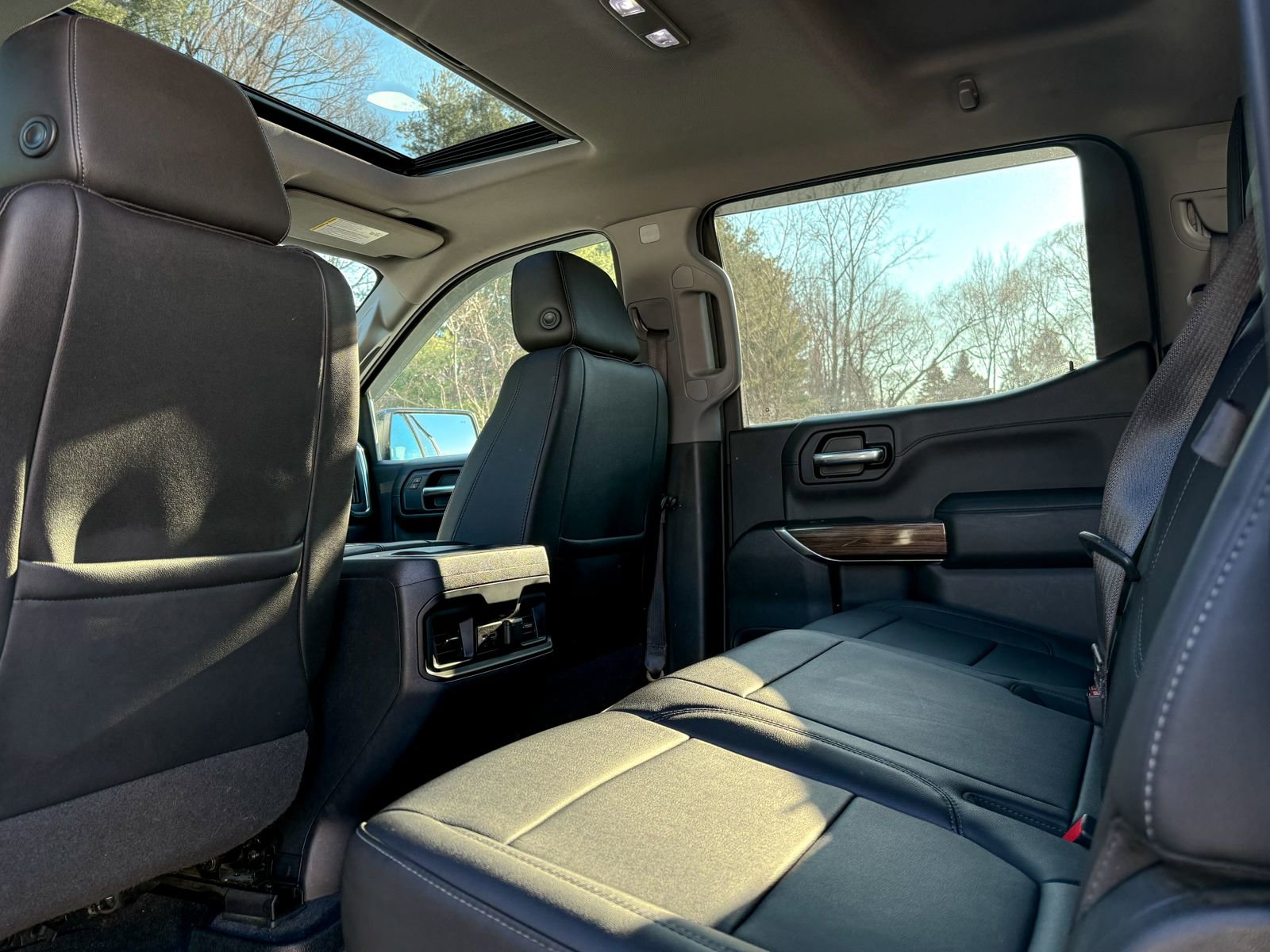 Used 2019 Chevrolet Silverado 1500 RST image 32