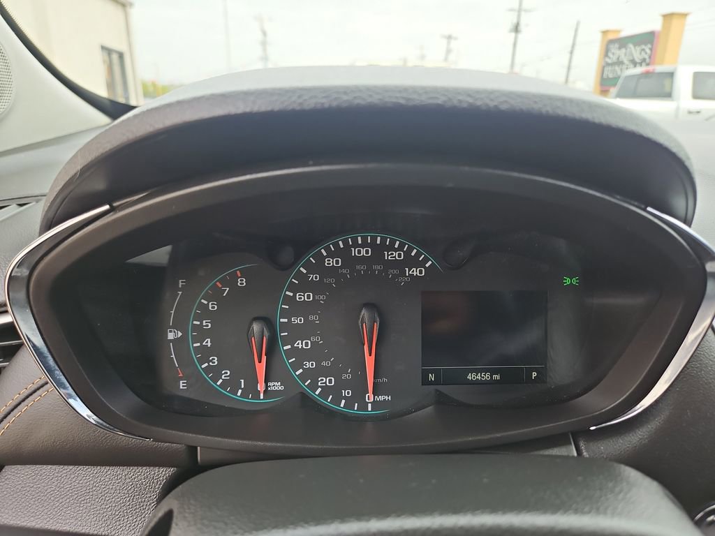 Used 2018 Chevrolet Trax LT w/ LT Convenience Package FWD image 14