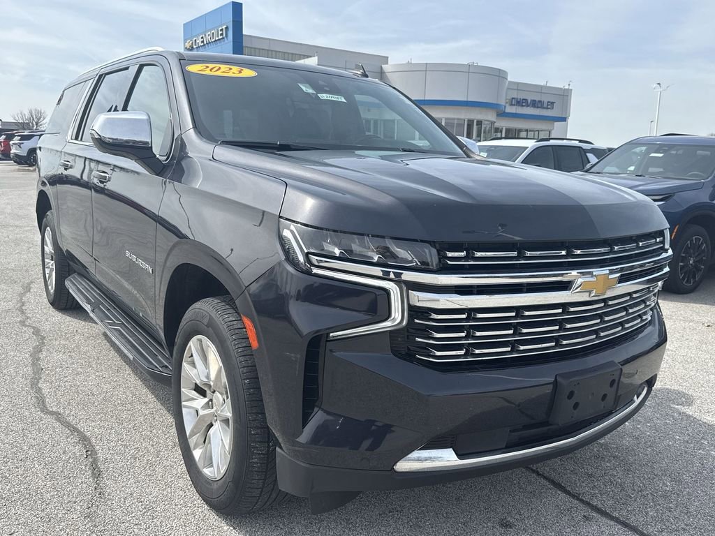 Used 2023 Chevrolet Suburban Premier image 2