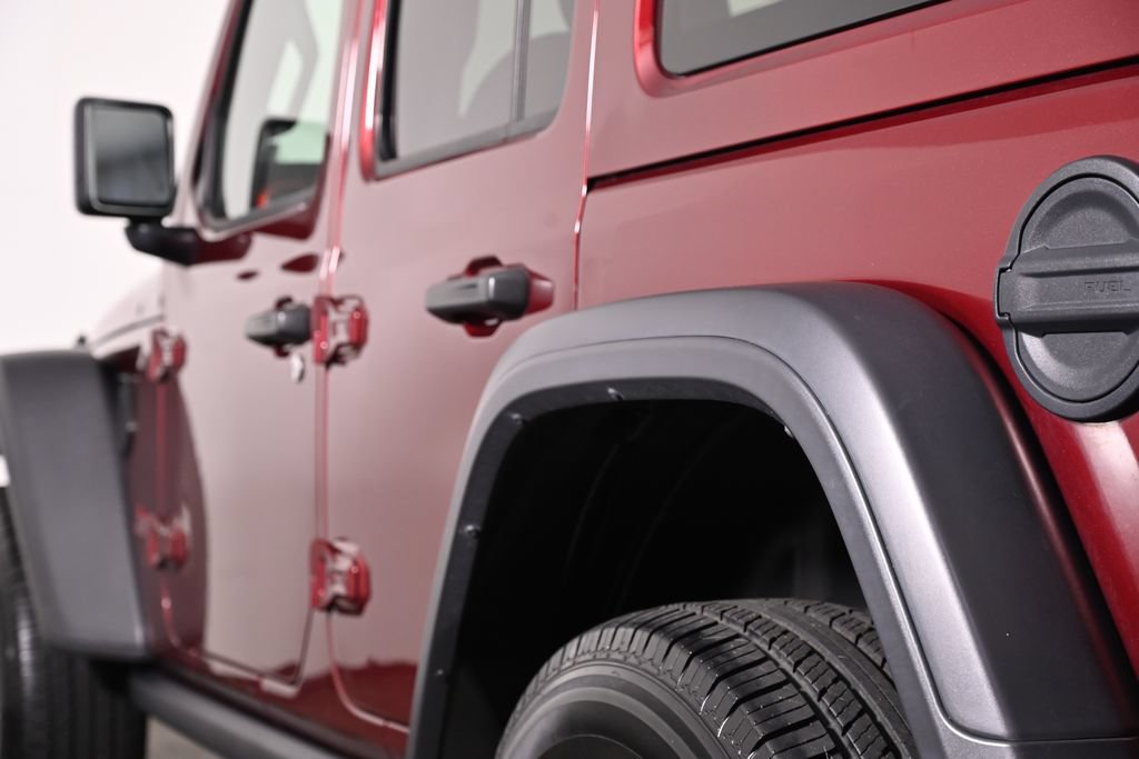 Used 2021 Jeep Wrangler Unlimited Rubicon w/ Cold Weather Group AWD/4WD image 12