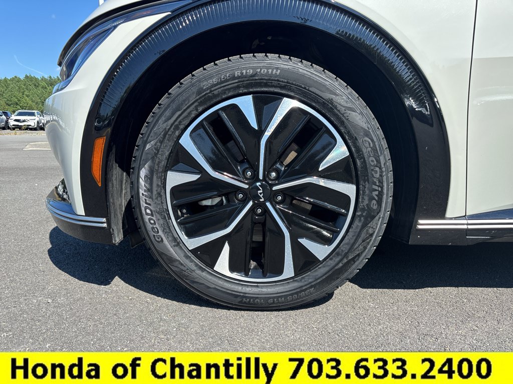 Used 2022 Kia EV6 Wind w/ Wind Technology Package AWD/4WD image 26