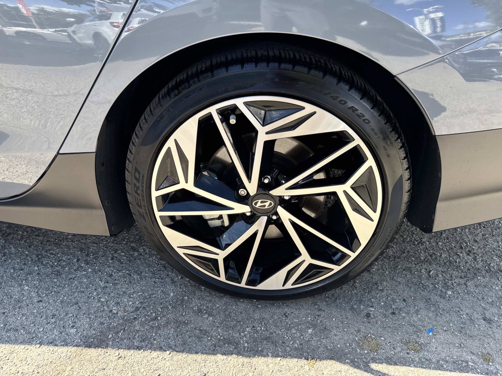 Used 2024 Hyundai Ioniq 6 SEL RWD image 6