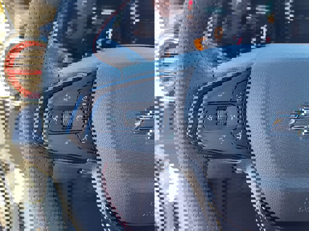 New 2026 Chevrolet Trax RS w/ Sunroof Package image 17