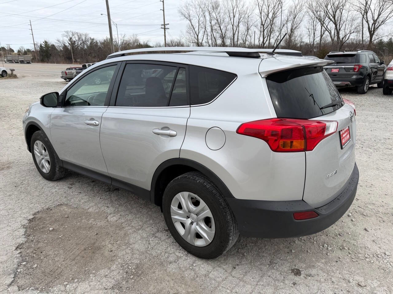 Used 2014 Toyota RAV4 LE FWD image 5