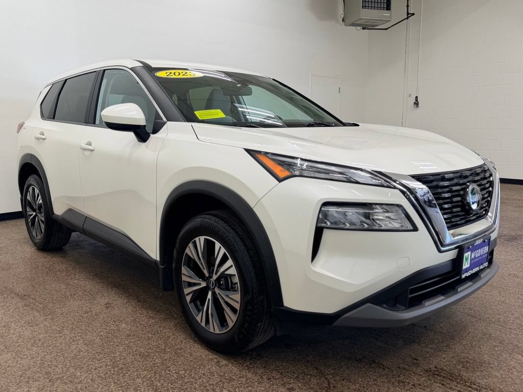 Used 2023 Nissan Rogue SV AWD/4WD image 9