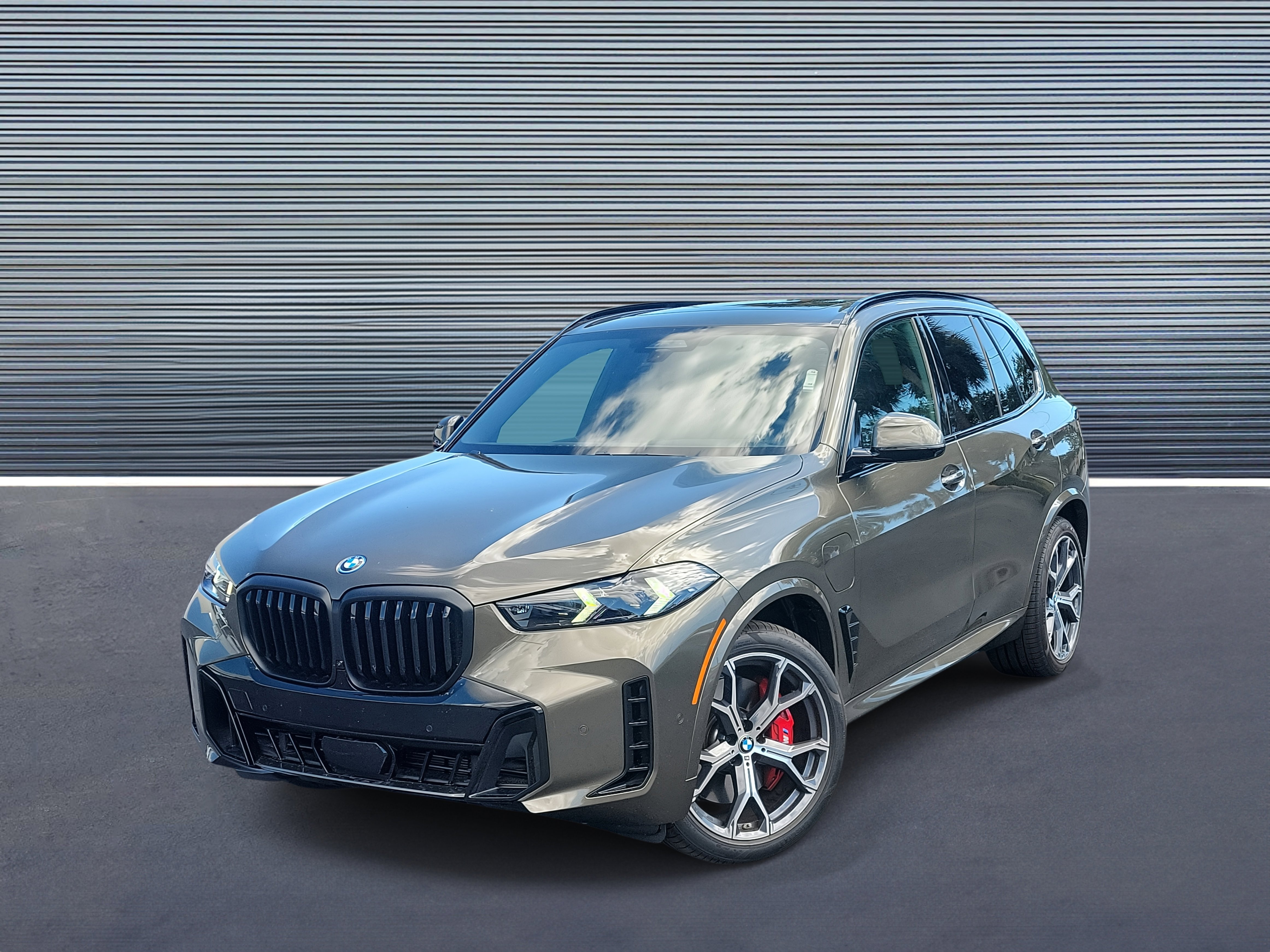 Used 2026 BMW X5 xDrive50e w/ M Sport Package