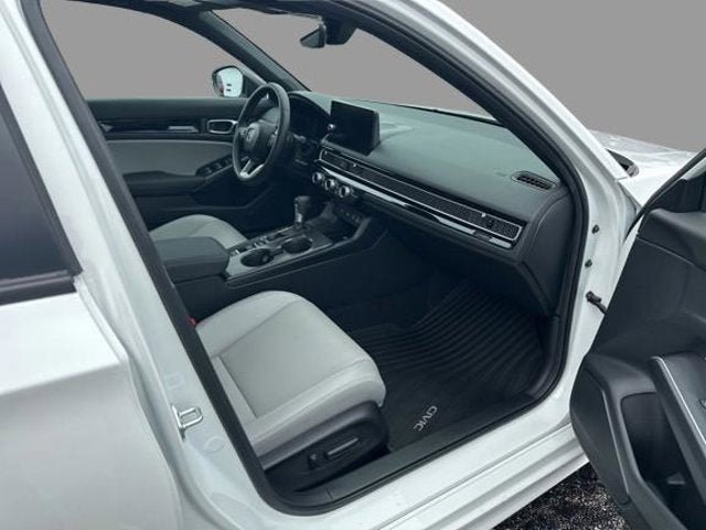 Used 2025 Honda Civic Sport image 9