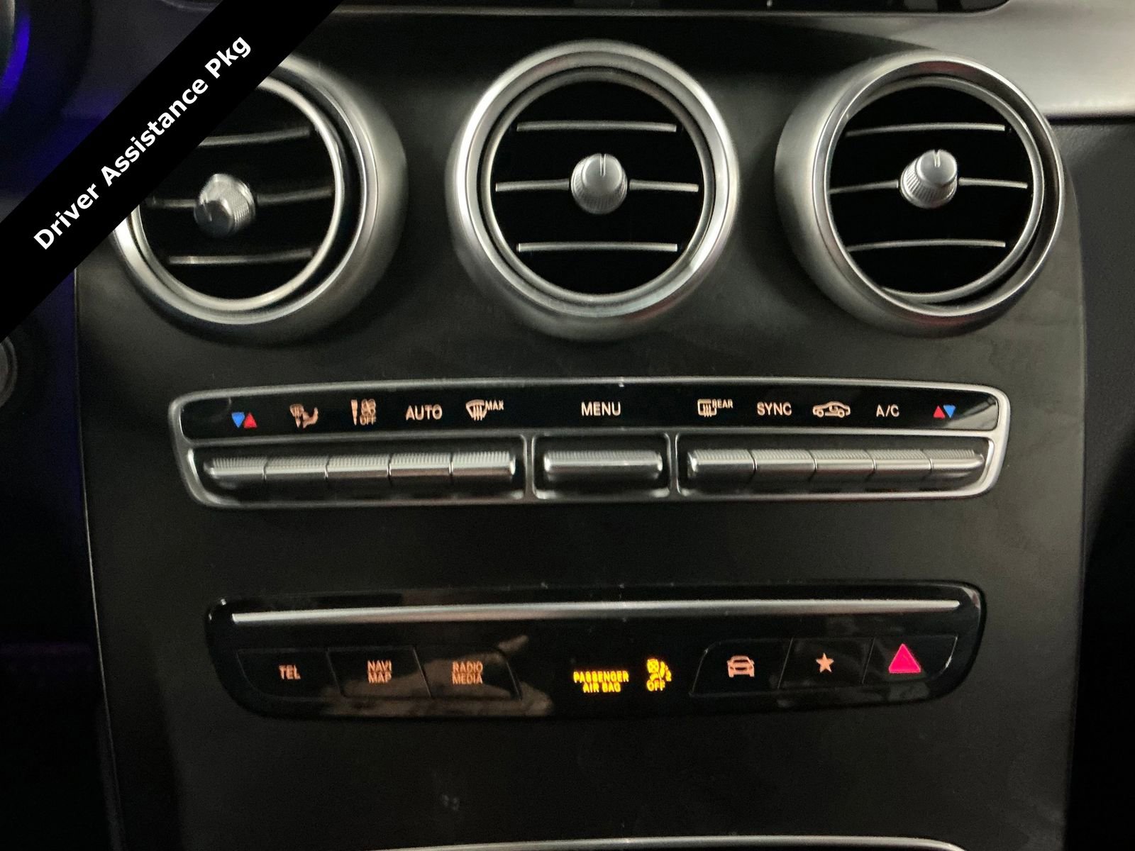 Used 2020 Mercedes-Benz GLC 300 4MATIC Coupe image 20