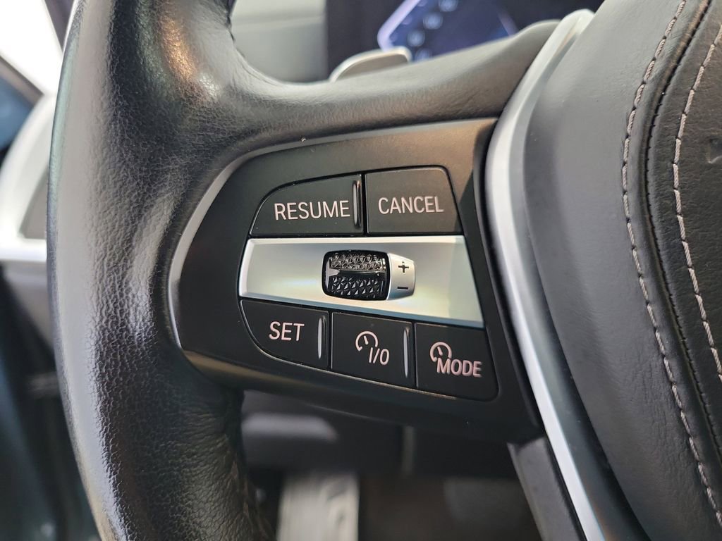 Used 2025 BMW X5 xDrive50e AWD/4WD image 24