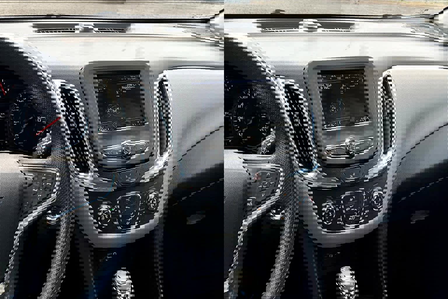 Used 2019 Chevrolet Equinox LS w/ LS Convenience Package image 7