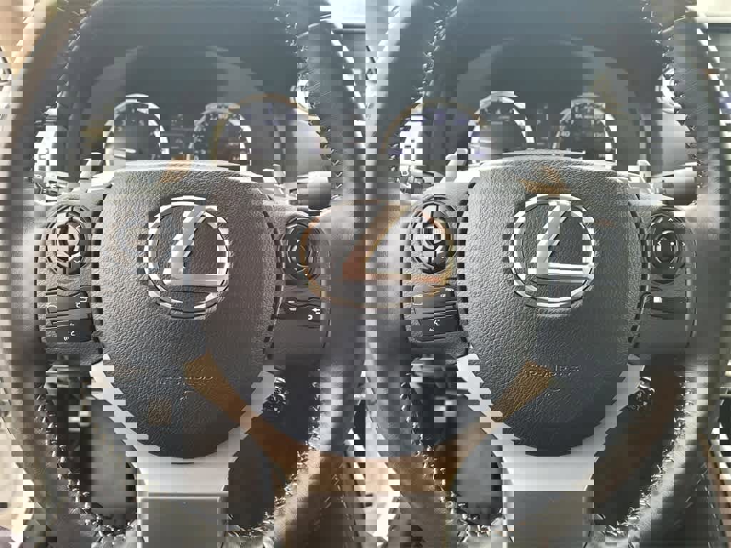 Used 2015 Lexus IS 250 image 20