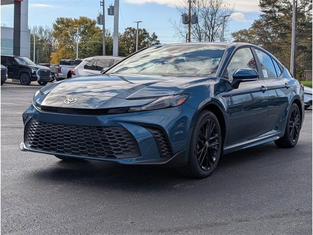 New 2026 Toyota Camry SE w/ Convenience Package image 3