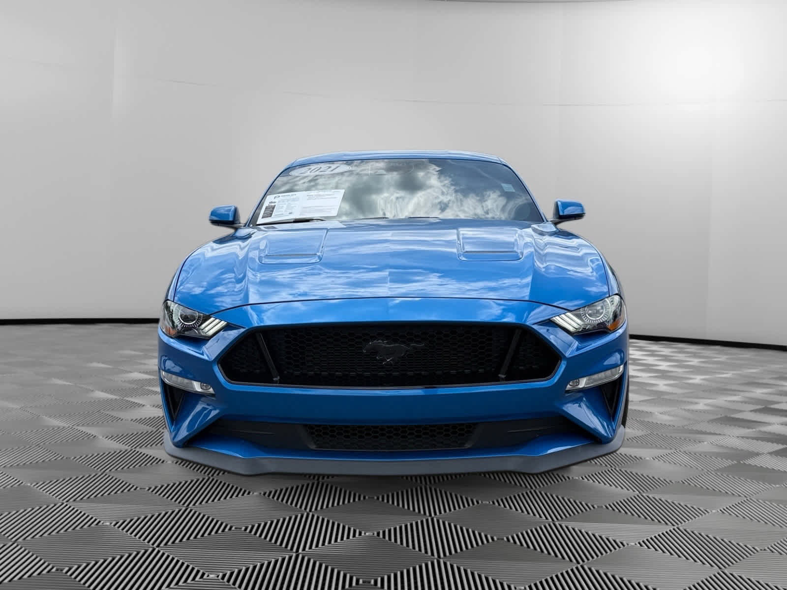 Used 2021 Ford Mustang GT Premium w/ GT Performance Package RWD image 8