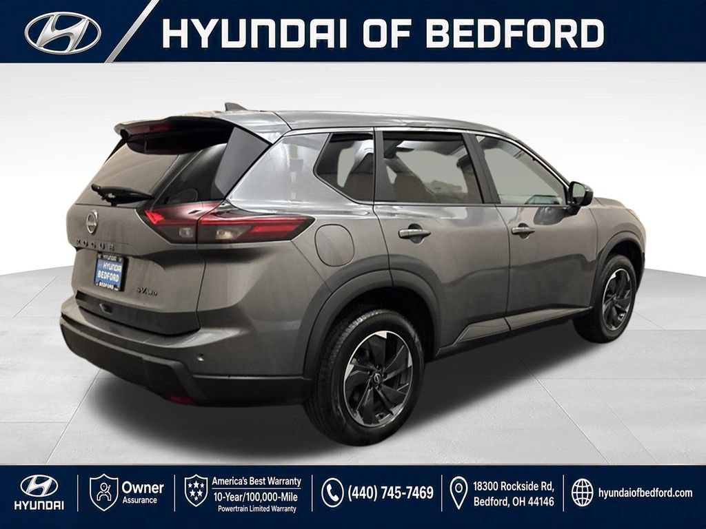 Used 2024 Nissan Rogue SV AWD/4WD image 7