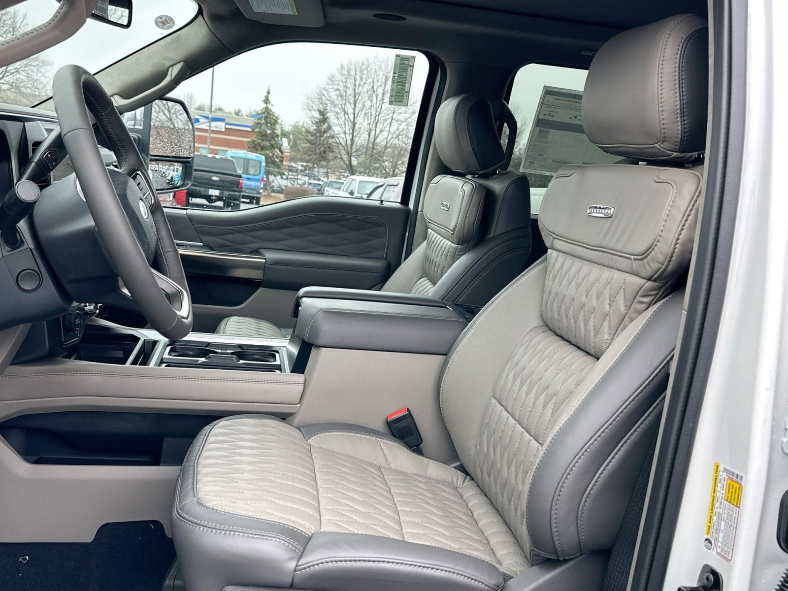 New 2026 Ford F450 Platinum w/ Platinum Plus Package image 13