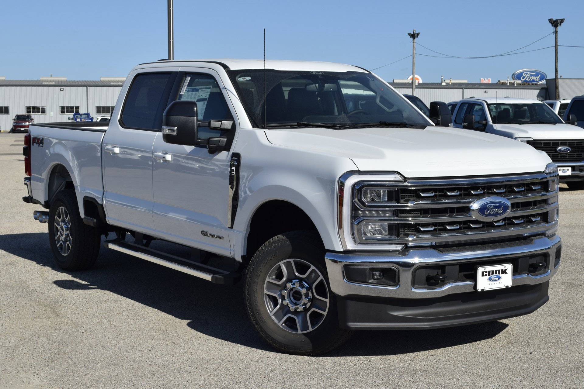 New 2026 Ford F250 Lariat w/ FX4 Off-Road Package image 3