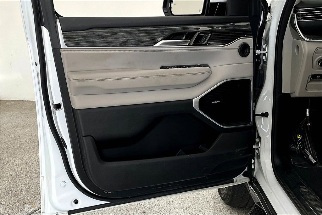 Used 2022 Jeep Wagoneer Series II image 22