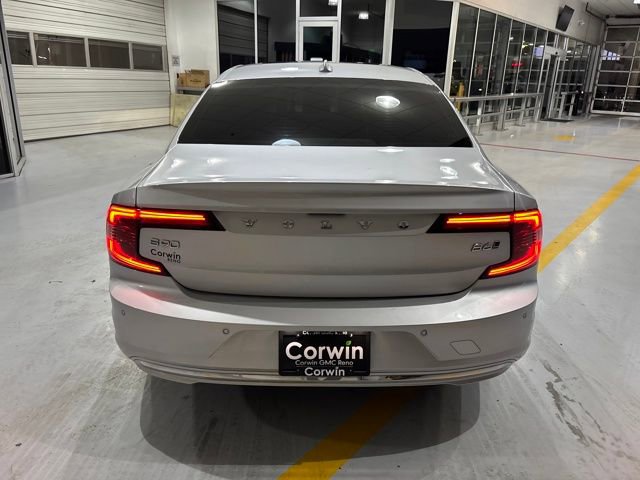 Used 2022 Volvo S90 B6 Inscription w/ Advanced Package image 5