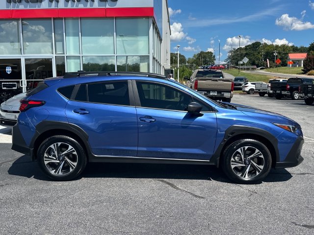 Used 2025 Subaru Crosstrek 2.5i Premium AWD/4WD image 2
