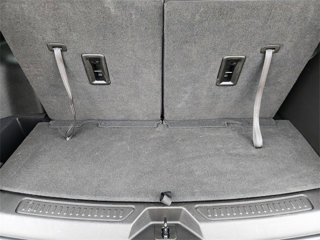 Used 2023 GMC Acadia SLE w/ Driver Convenience Package image 33