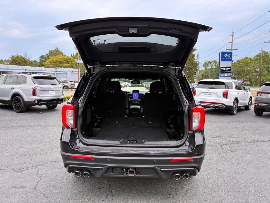 Used 2020 Ford Explorer ST AWD/4WD image 11