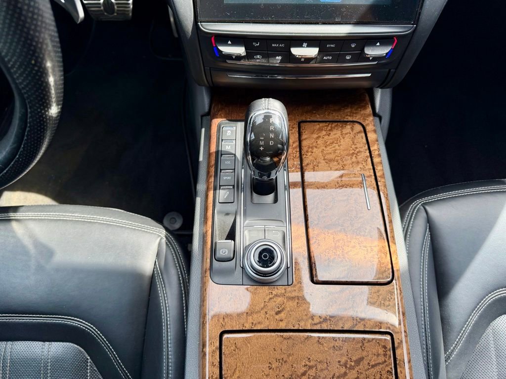Used 2017 Maserati Quattroporte S image 19