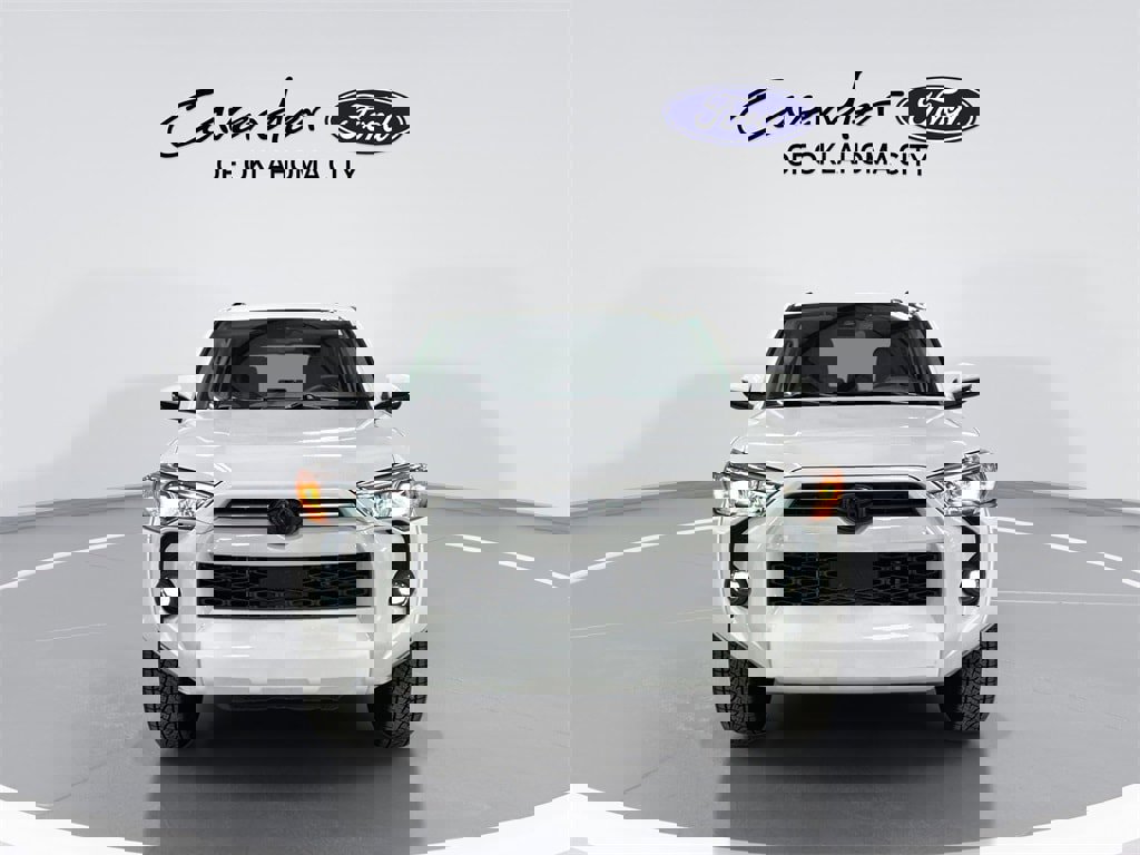 Used 2021 Toyota 4Runner SR5 Premium image 3