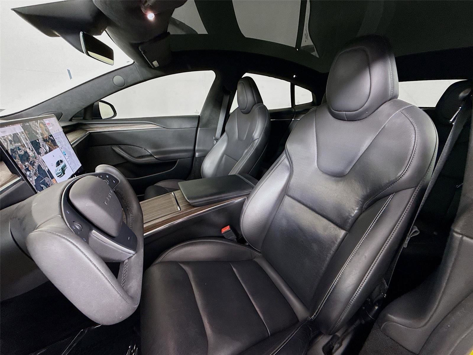 Used 2021 Tesla Model S Plaid image 2