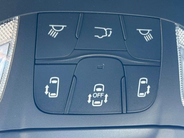 New 2026 Chrysler Pacifica Limited w/ S Appearance Package image 26