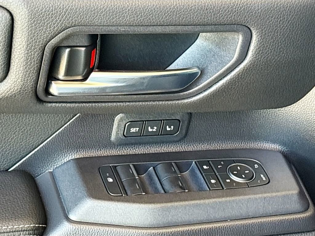Used 2025 Toyota Land Cruiser w/ Premium Package AWD/4WD image 23