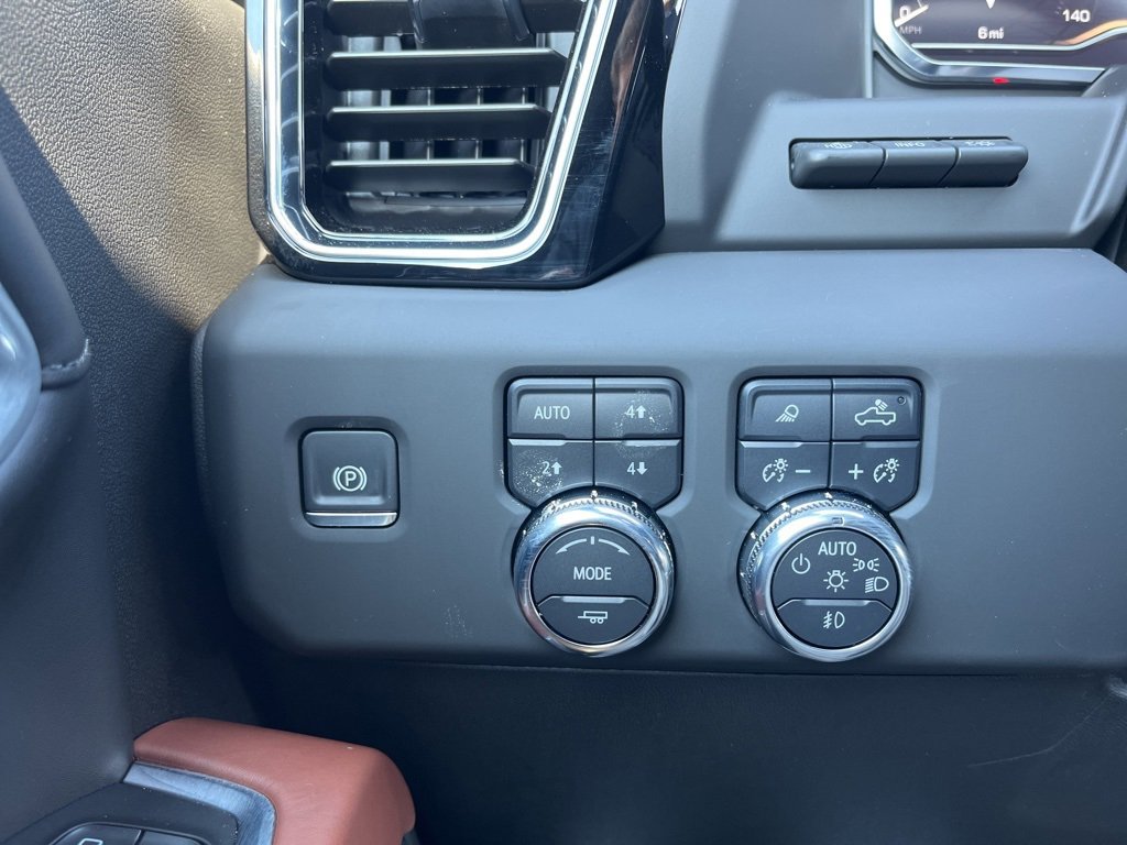 New 2025 GMC Sierra 3500 Denali Ultimate image 21