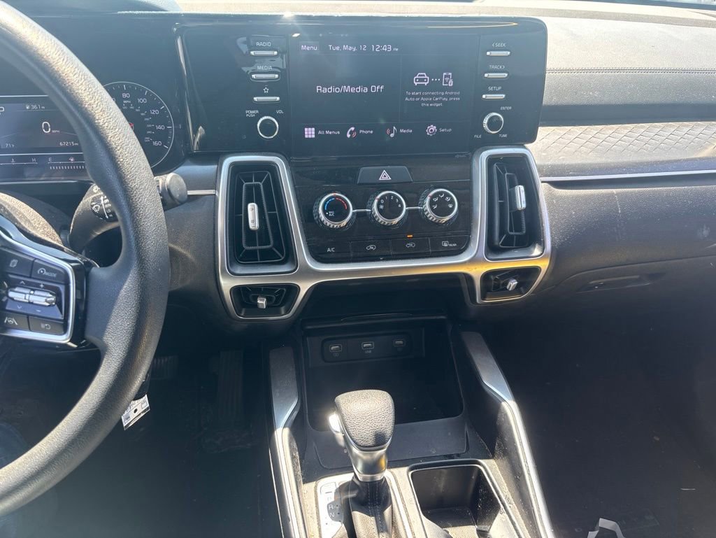 Used 2022 Kia Sorento LX AWD/4WD image 10