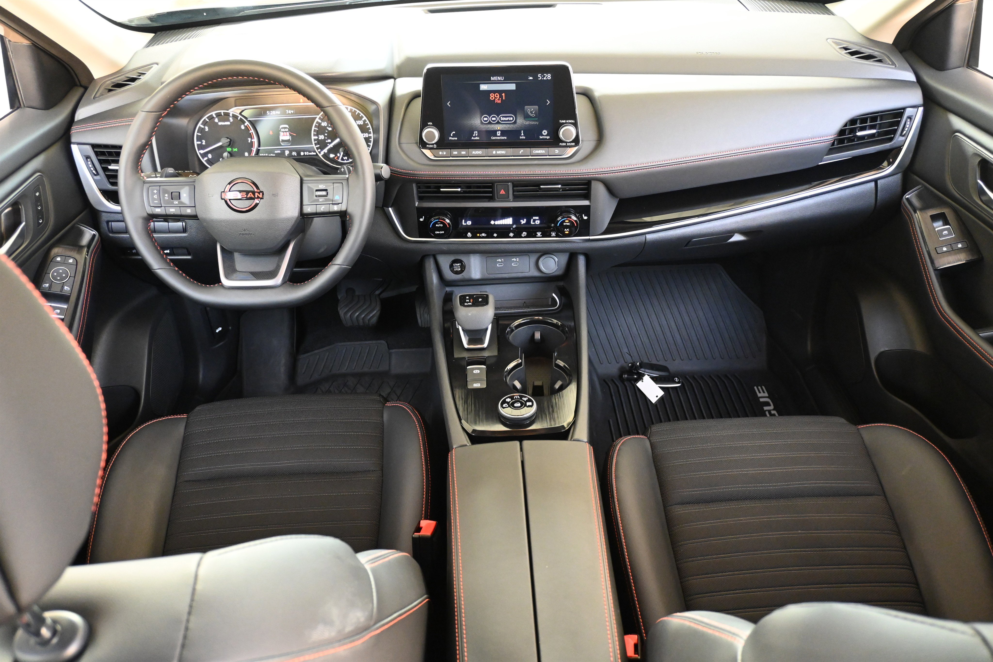 Used 2025 Nissan Rogue SV w/ Rock Creek Premium Package image 23