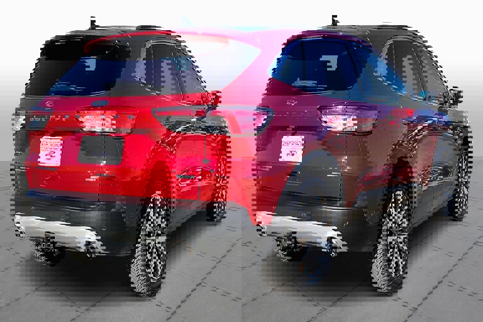 Used 2020 Ford Escape Titanium image 12