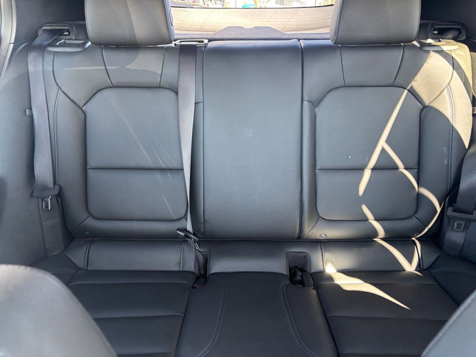 Used 2025 Buick Envista Sport Touring image 37