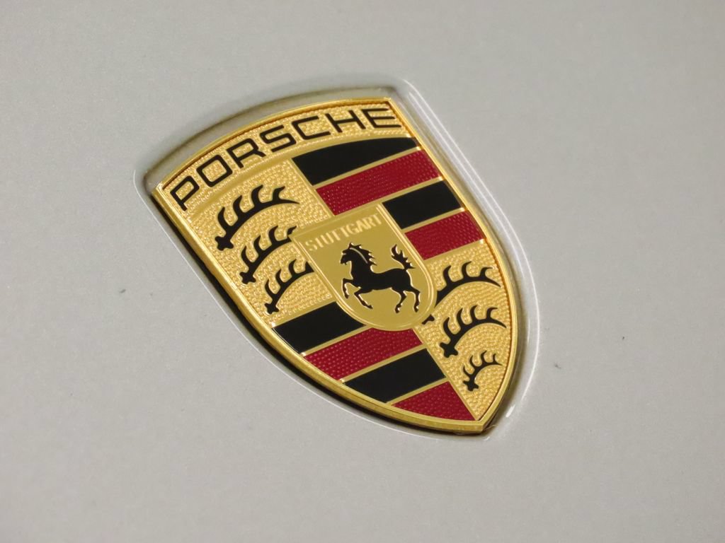 Certified 2014 Porsche 911 GT3 RWD image 13